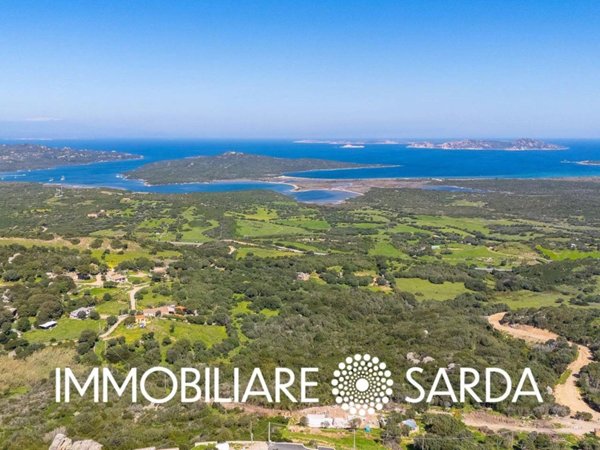 terreno agricolo in vendita a Santa Teresa Gallura