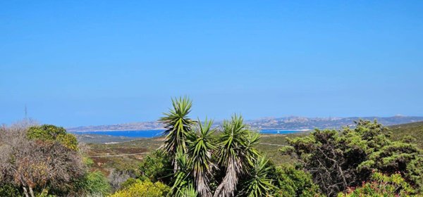 casa indipendente in vendita a Santa Teresa Gallura