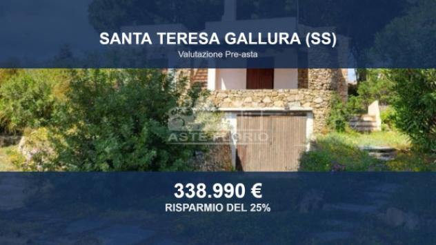 casa indipendente in vendita a Santa Teresa Gallura