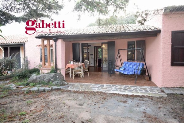 casa indipendente in vendita a Santa Teresa Gallura