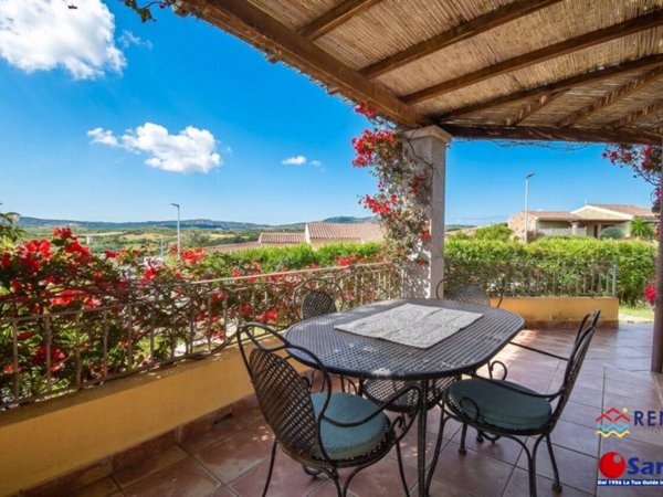 casa indipendente in vendita a Santa Teresa Gallura