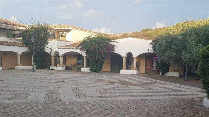 negozio in vendita a Santa Teresa Gallura