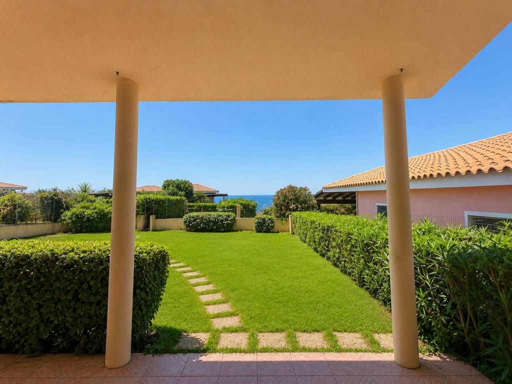 casa indipendente in vendita a Santa Teresa Gallura
