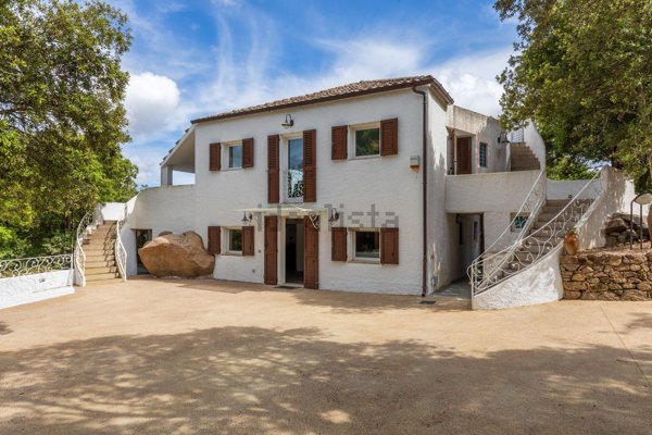 casa indipendente in vendita a Santa Teresa Gallura