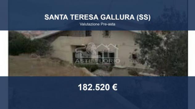 casa indipendente in vendita a Santa Teresa Gallura