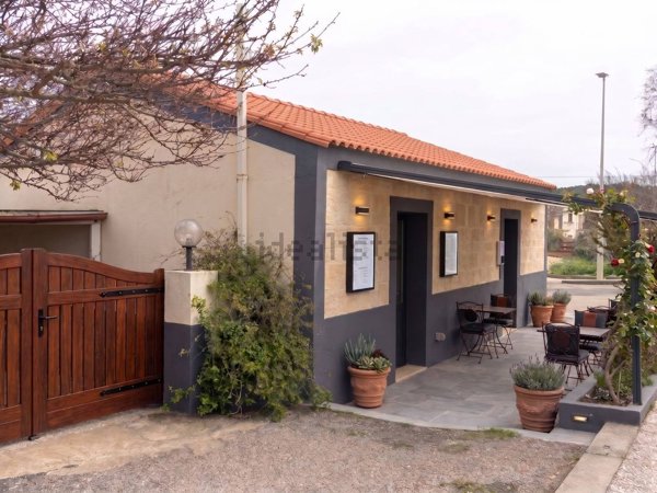 negozio in vendita a Santa Teresa Gallura