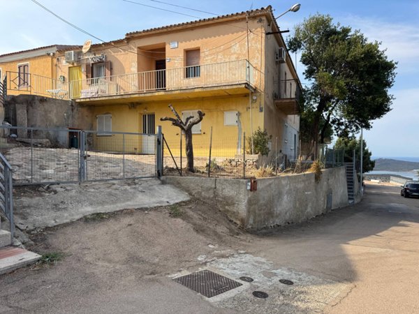 appartamento in vendita a Santa Teresa Gallura