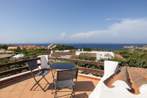 casa indipendente in vendita a Santa Teresa Gallura