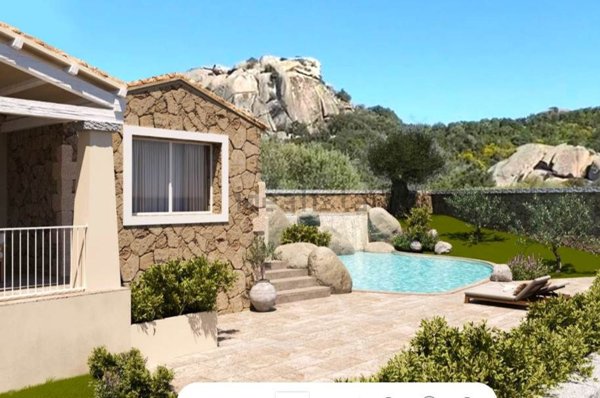 casa indipendente in vendita a Santa Teresa Gallura