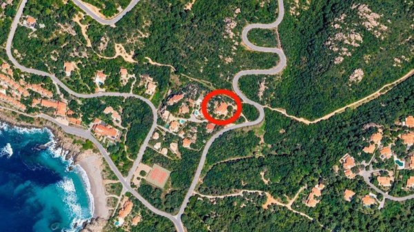 casa indipendente in vendita a Santa Teresa Gallura