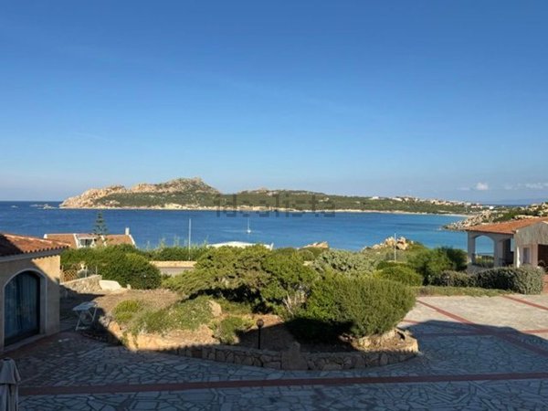 casa indipendente in vendita a Santa Teresa Gallura