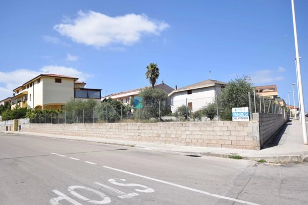terreno edificabile in vendita a Sassari in zona Li Punti