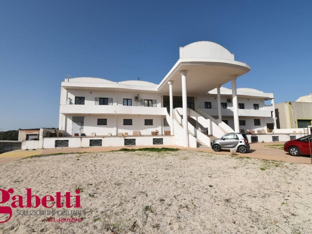 locale commerciale in vendita a Sassari in zona Predda Niedda
