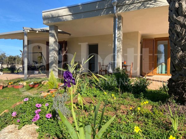 casa indipendente in vendita a Sassari in zona Li Punti