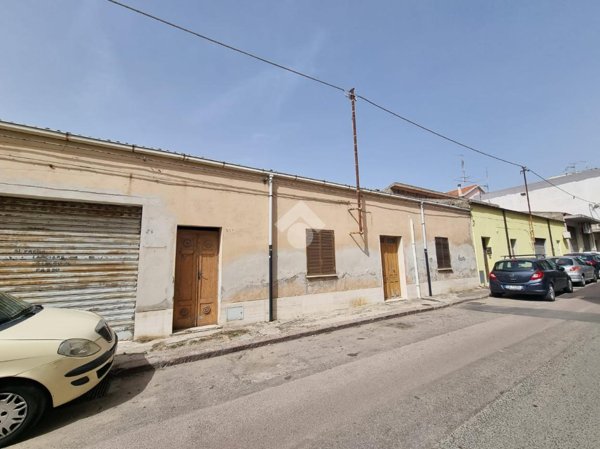 casa indipendente in vendita a Sassari in zona Sant'Orsola / Zuari
