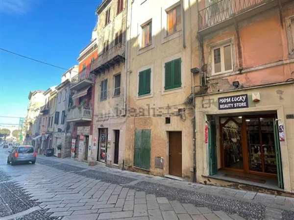 locale di sgombero in vendita a Sassari in zona Centro Storico