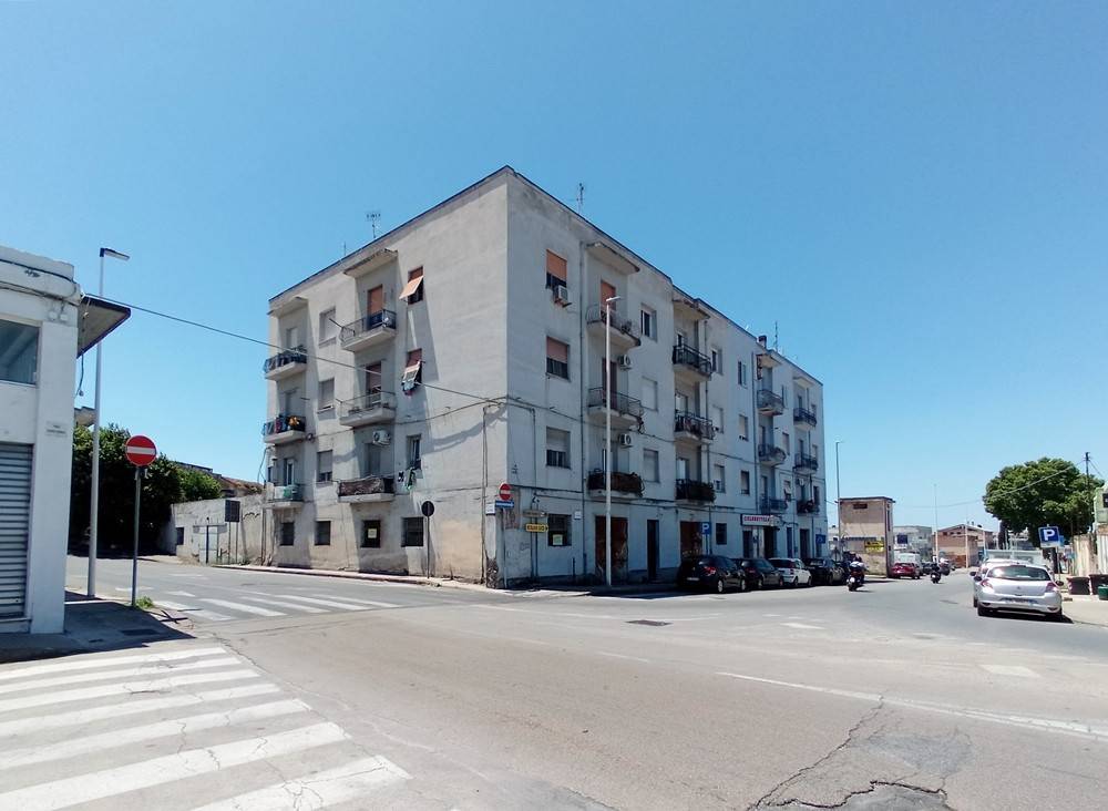 locale commerciale in vendita a Sassari in zona Centro Storico