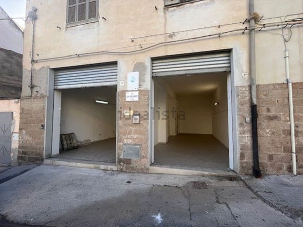 locale commerciale in vendita a Sassari