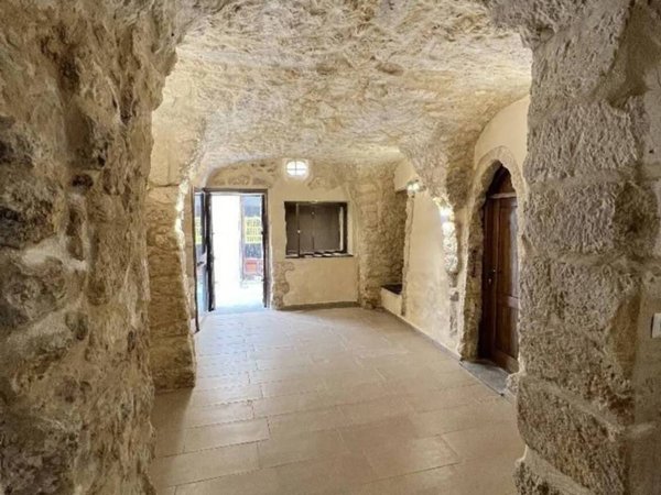 negozio in vendita a Sassari in zona Centro Storico