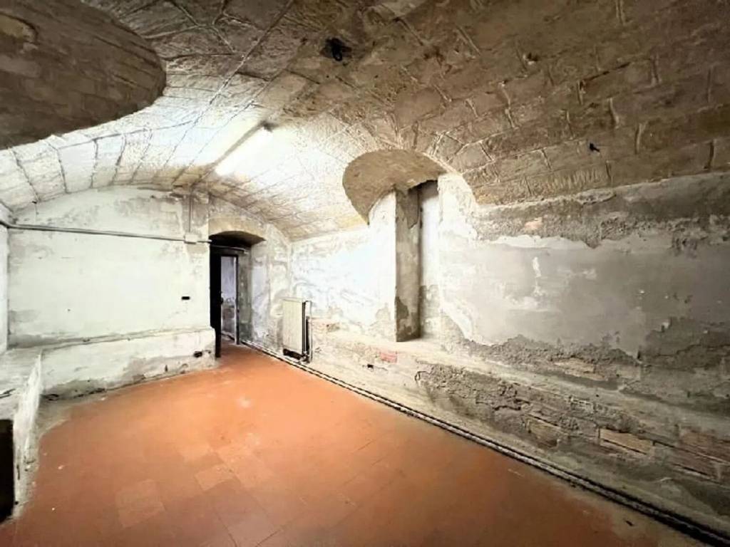 negozio in vendita a Sassari in zona Centro Storico