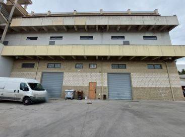 negozio in vendita a Sassari in zona Predda Niedda