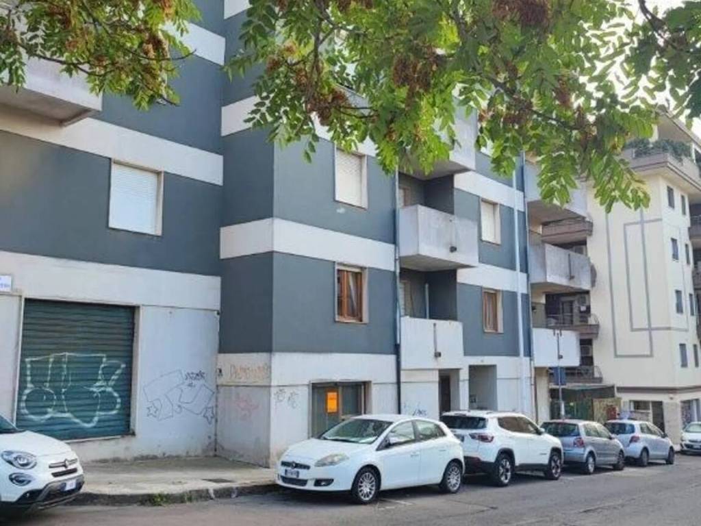 negozio in vendita a Sassari in zona Cappuccini