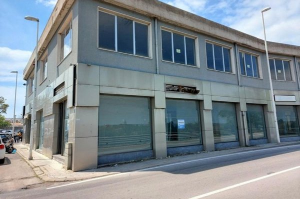 negozio in vendita a Sassari in zona Centro Storico