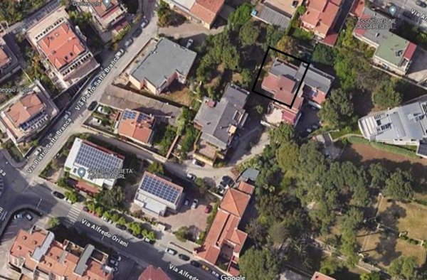 locale commerciale in vendita a Sassari in zona Luna e Sole / Prunizzedda