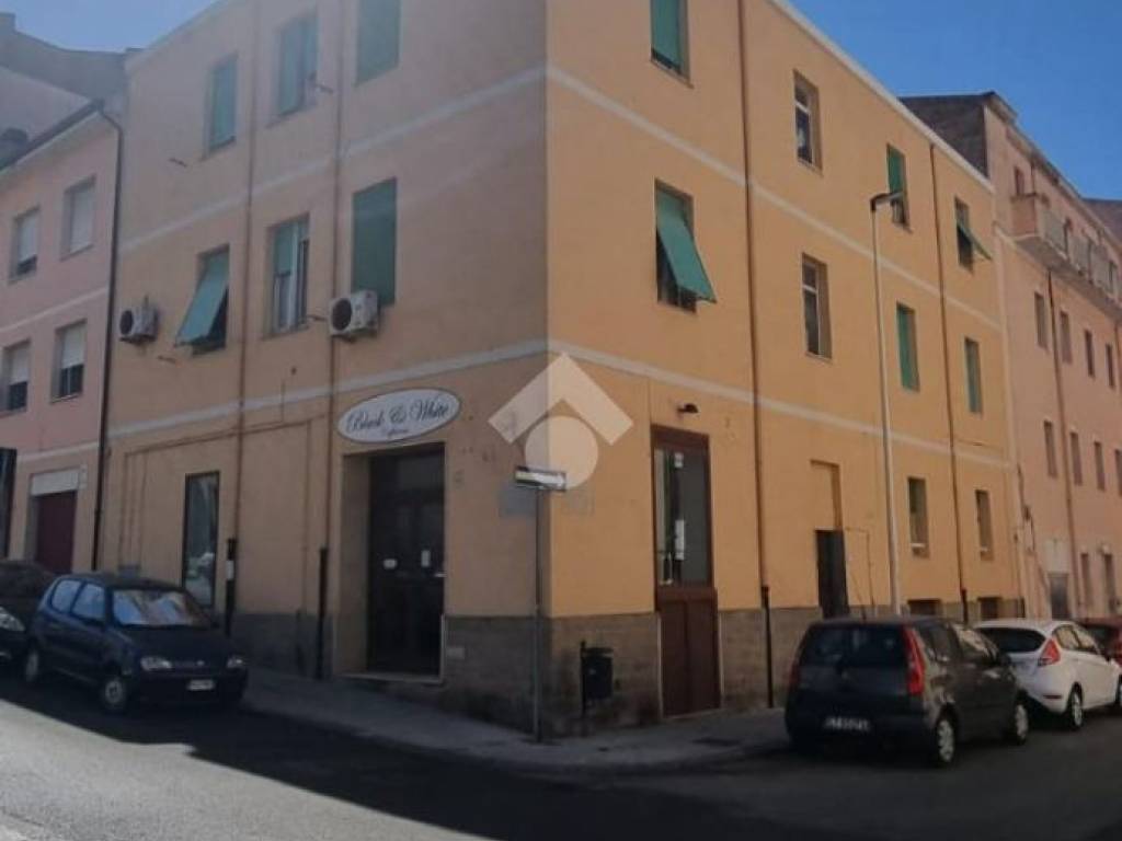 negozio in vendita a Sassari in zona Monte Rosello