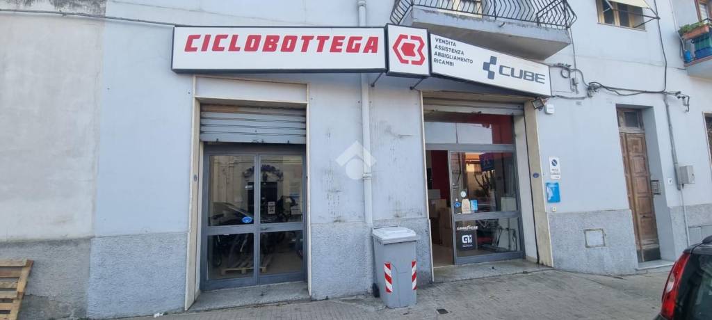negozio in vendita a Sassari in zona Predda Niedda