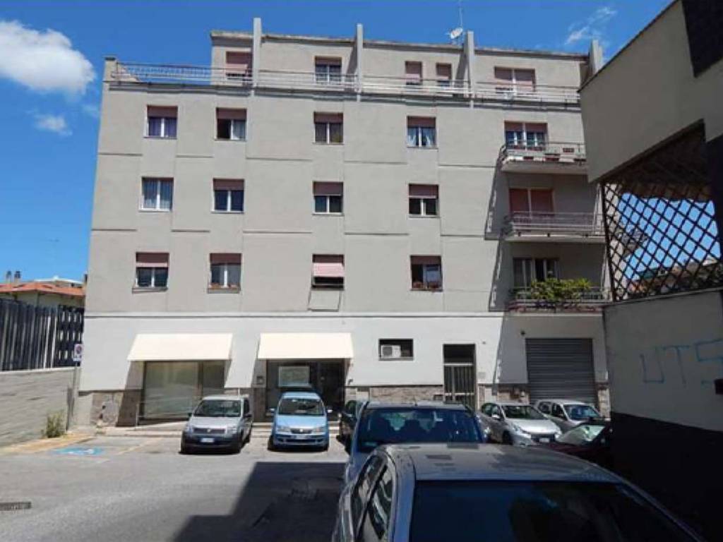 ufficio in vendita a Sassari in zona Carbonazzi / Acquedotto