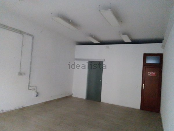 locale commerciale in vendita a Sassari