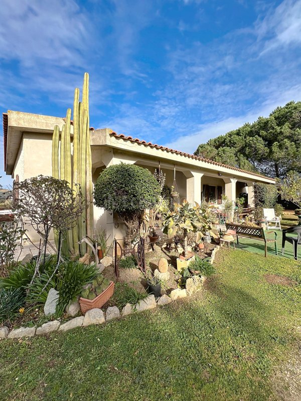 casa indipendente in vendita a Sassari in zona Canaglia