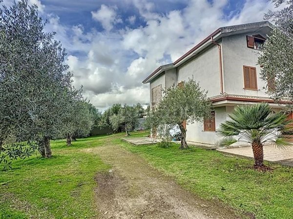 casa indipendente in vendita a Sassari in zona Li Punti