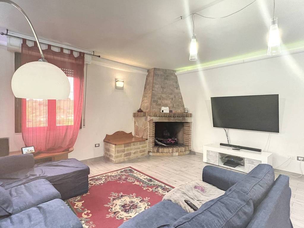 casa indipendente in vendita a Sassari in zona Latte Dolce