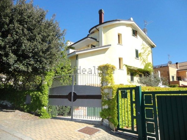 casa indipendente in vendita a Sassari in zona Luna e Sole / Prunizzedda