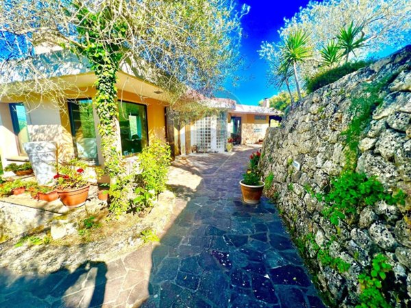 casa indipendente in vendita a Sassari in zona Bancali