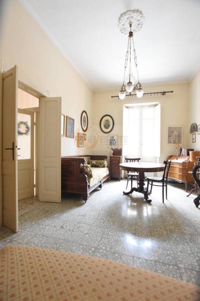 casa indipendente in vendita a Sassari in zona Centro Storico
