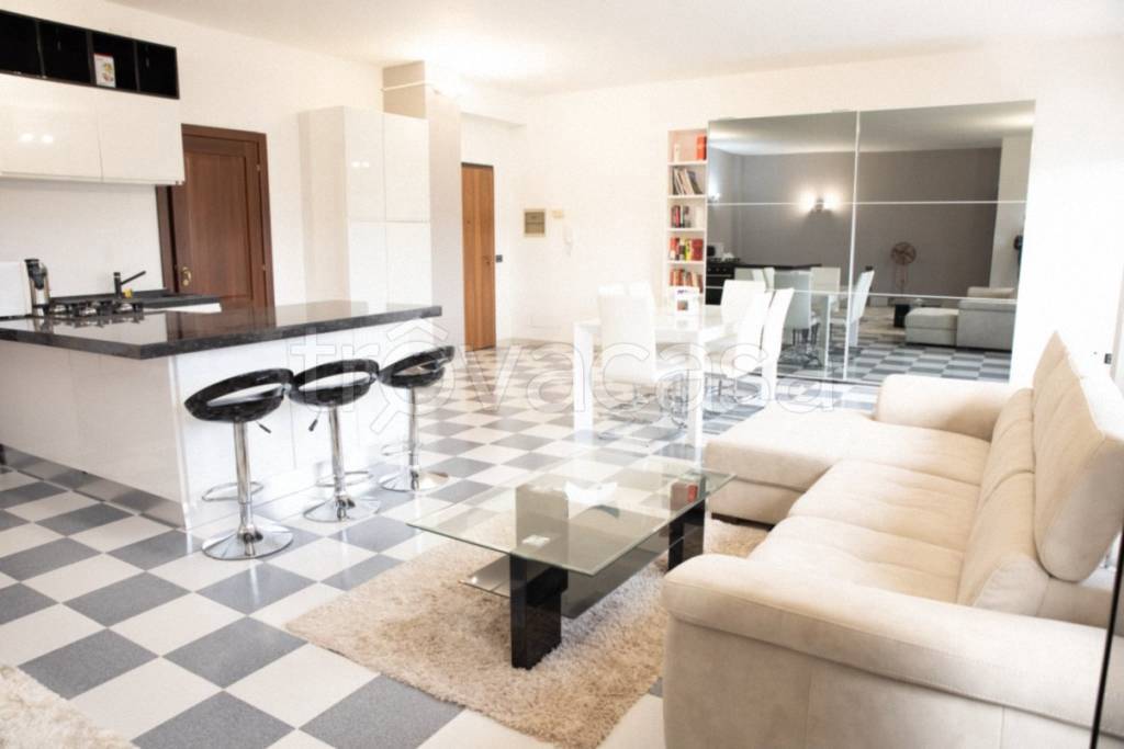 appartamento in vendita a Sassari in zona Luna e Sole / Prunizzedda