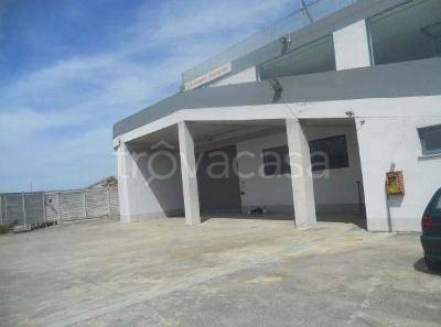 negozio in vendita a Sassari in zona Caniga