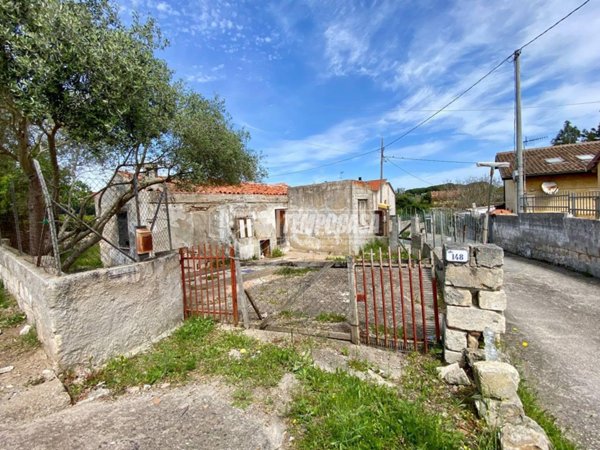 casa indipendente in vendita a Sassari in zona La Landrigga