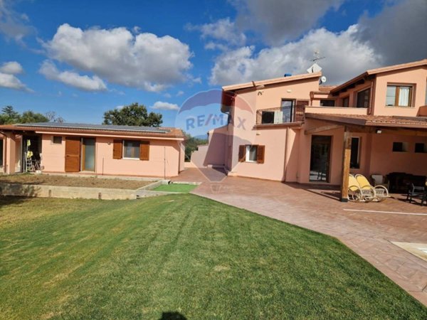casa indipendente in vendita a Sassari in zona Centro Storico