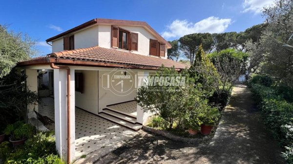 casa indipendente in vendita a Sassari in zona Bancali