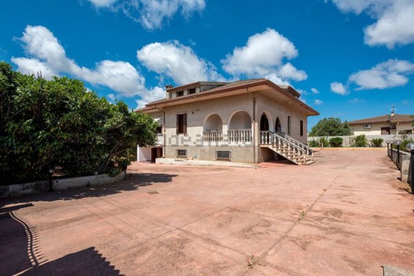 casa indipendente in vendita a Sassari in zona Platamona