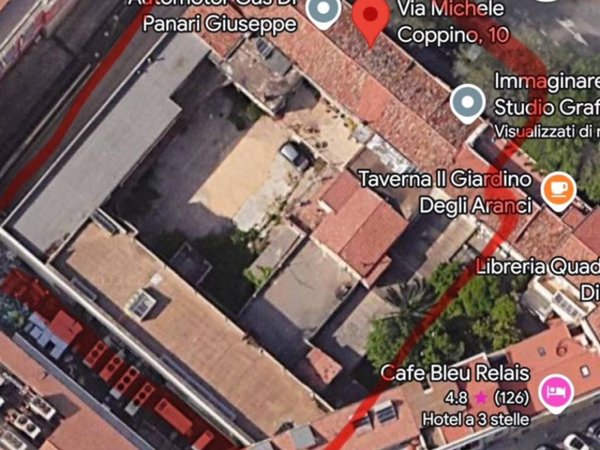 negozio in vendita a Sassari in zona Centro Storico