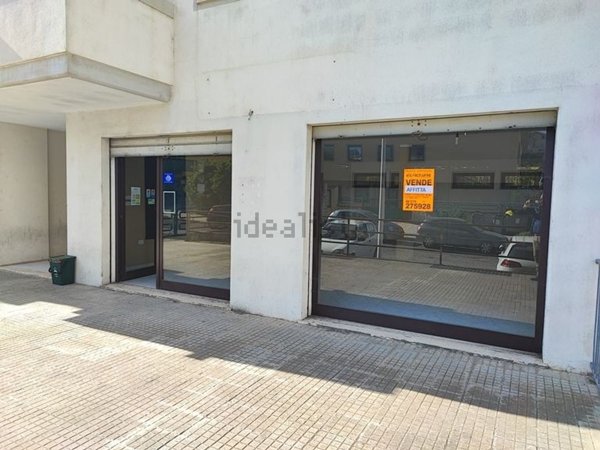 locale commerciale in vendita a Sassari