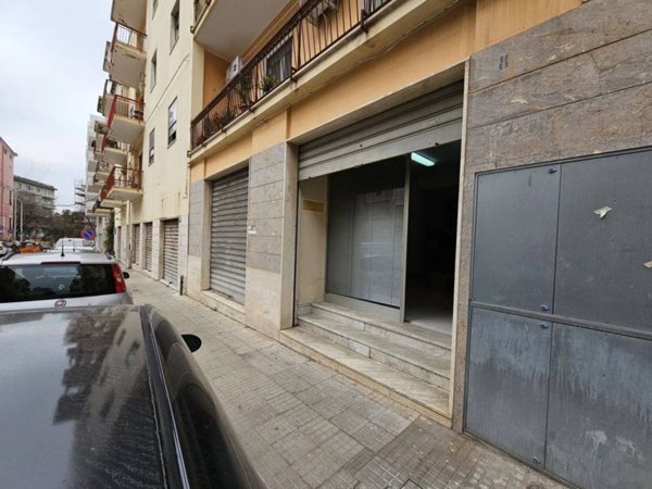 negozio in vendita a Sassari in zona Cappuccini