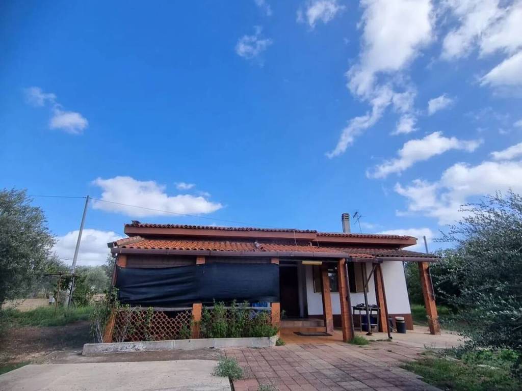 casa indipendente in vendita a Sassari in zona Bancali