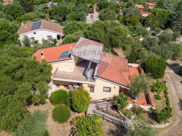 casa indipendente in vendita a Sassari in zona La Landrigga