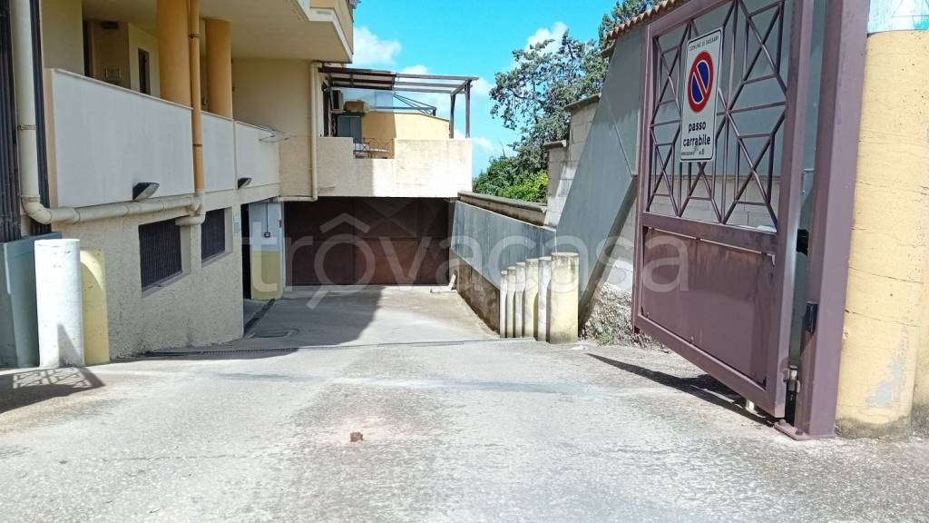 locale commerciale in vendita a Sassari